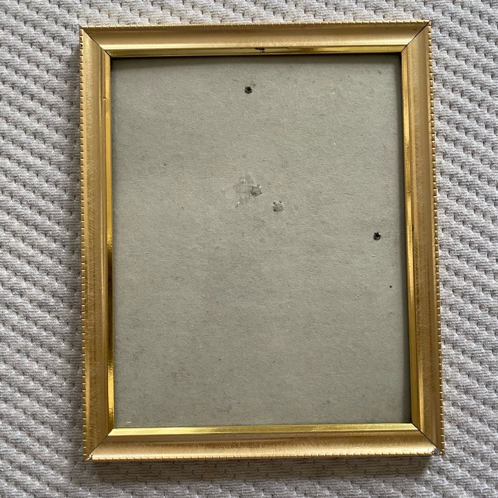 VINTAGE GOLD PLASTIC PHOTO FRAME PICTURE FRAME